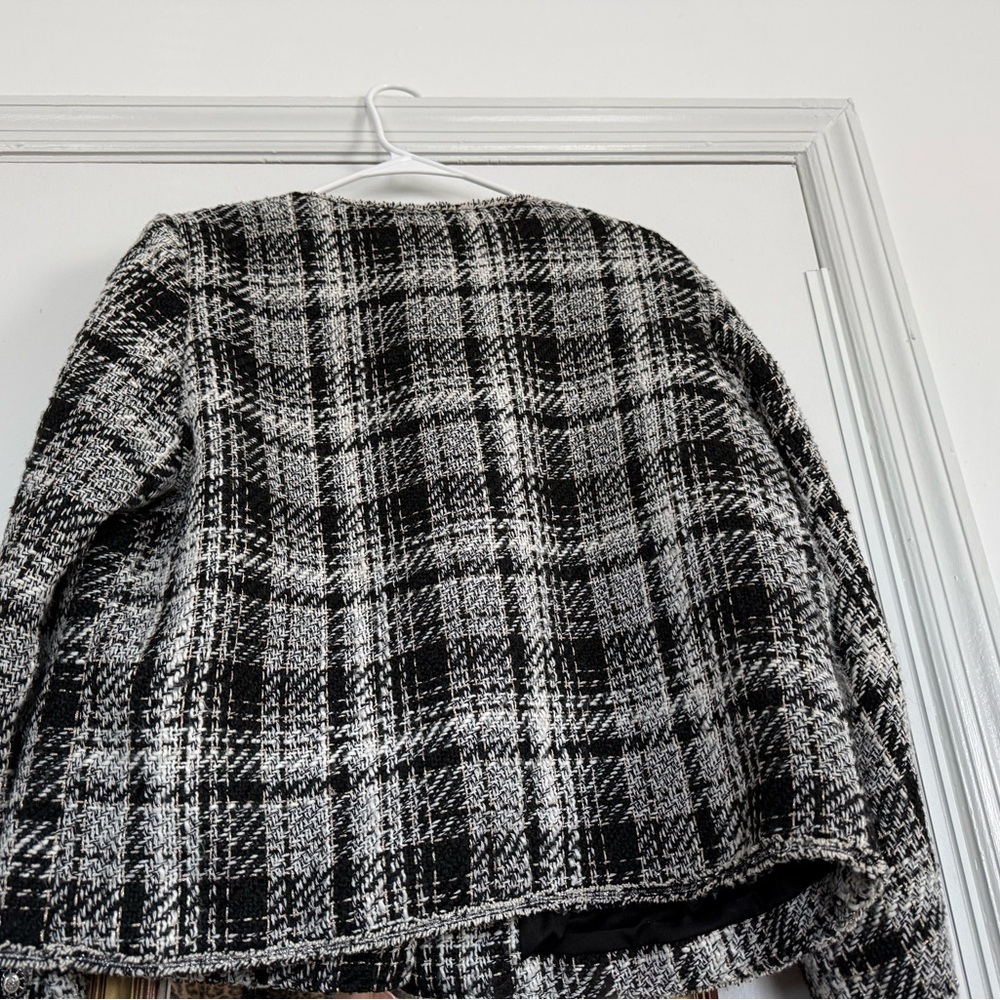 Adrianna Papell Tweed Black & White Jacket - Picture 3 of 6